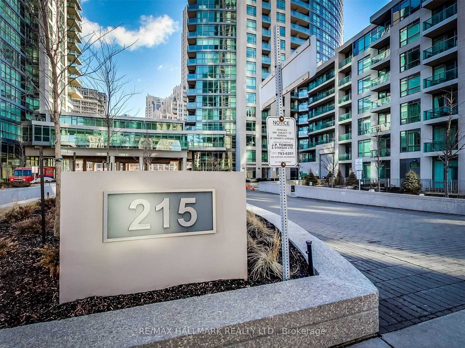 215-fort-york-boulevard-toronto-toronto-ontario-c13540758