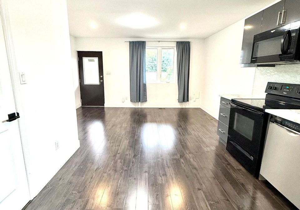 427-vaughan-road-toronto-toronto-ontario-c13540888