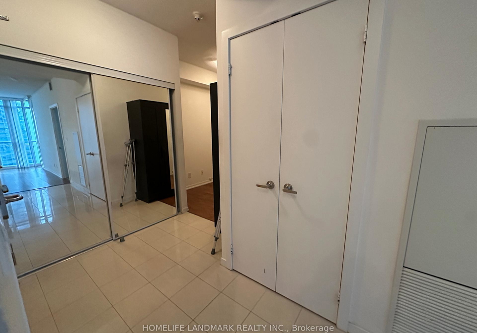 65-bremner-boulevard-toronto-toronto-ontario-c13541056