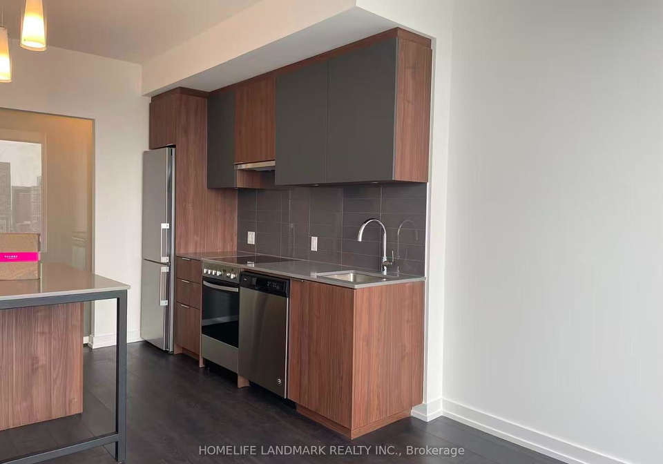 203-college-street-toronto-toronto-ontario-c13541096