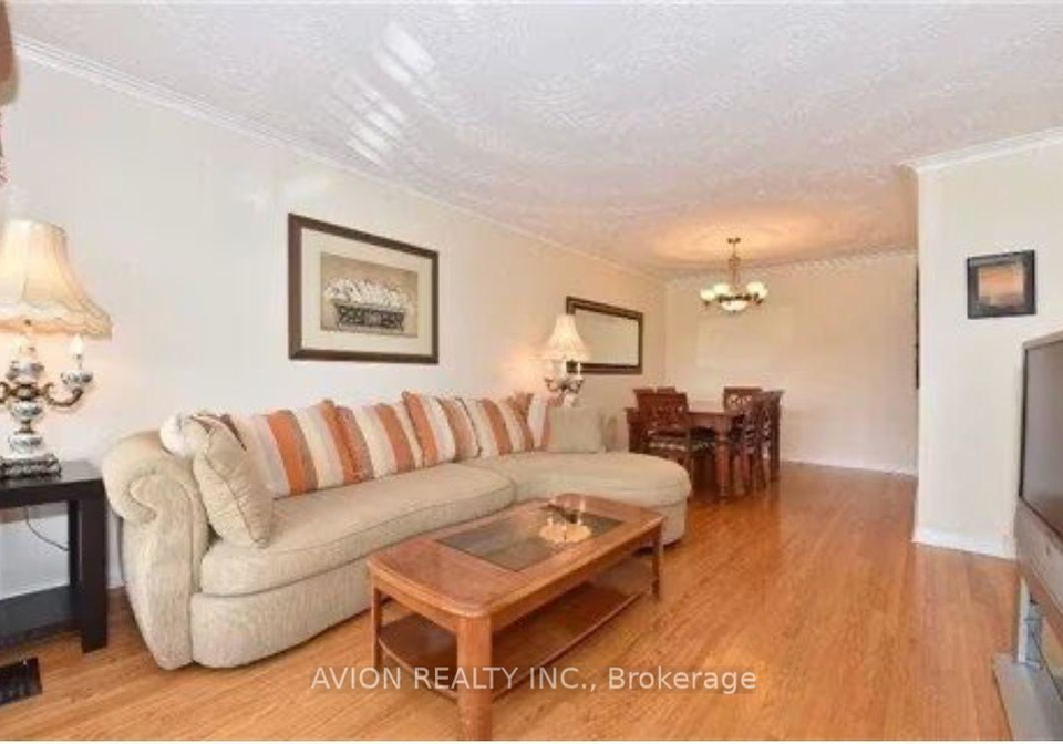 upper-267-cherokee-boulevard-toronto-north-york-ontario-c13541212
