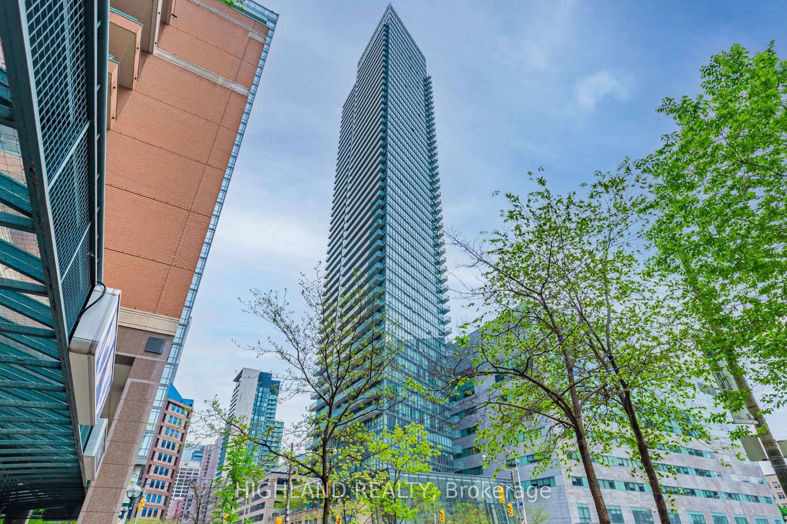 832-bay-street-toronto-toronto-ontario-c13541534