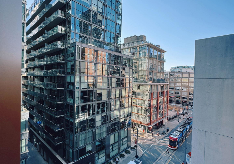 400-king-street-w-toronto-toronto-ontario-c13541558