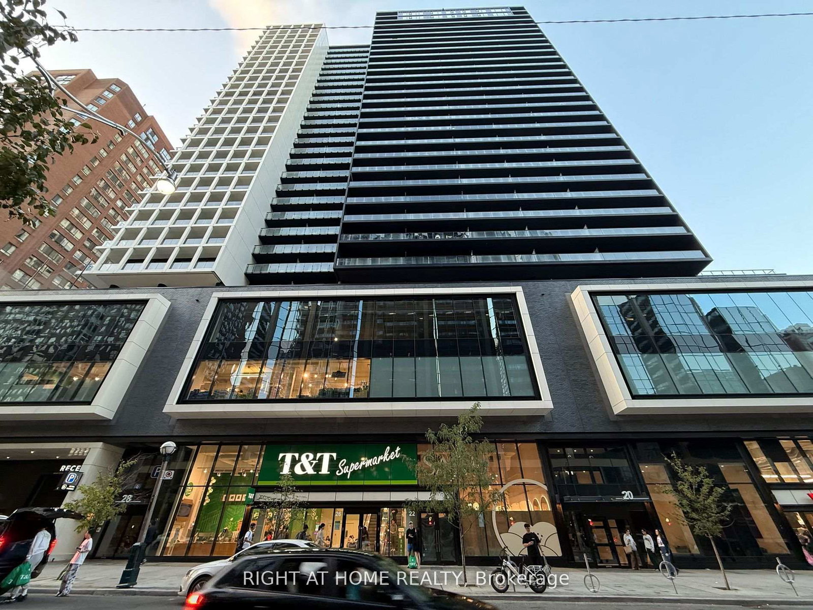 20-edward-street-toronto-toronto-ontario-c13541568