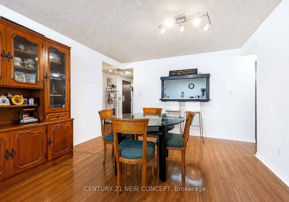 5765-yonge-street-toronto-north-york-ontario-c13541720