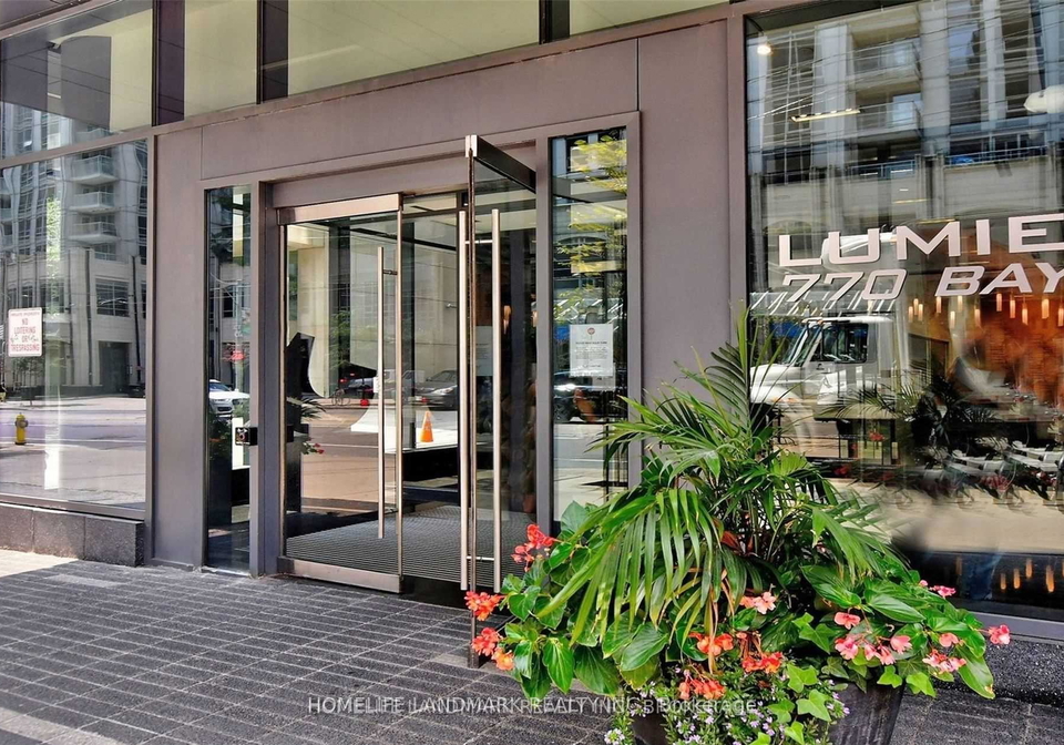 770-bay-street-toronto-toronto-ontario-c13541842
