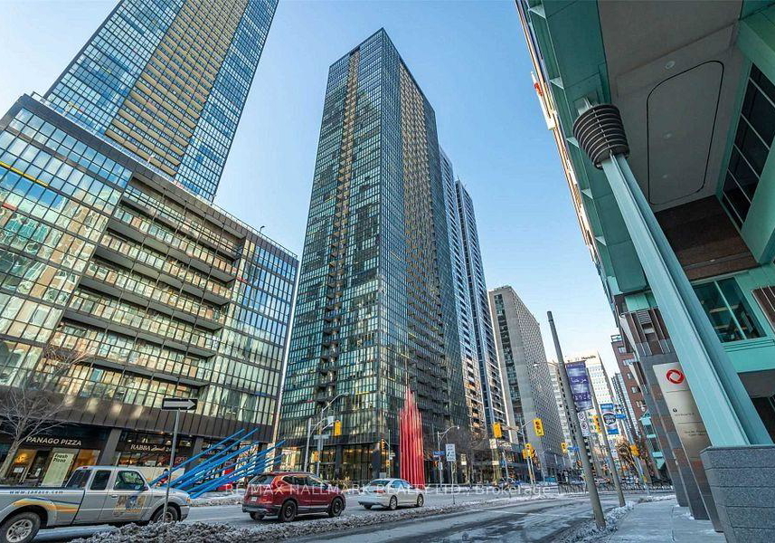 110-charles-street-e-toronto-toronto-ontario-c13542004