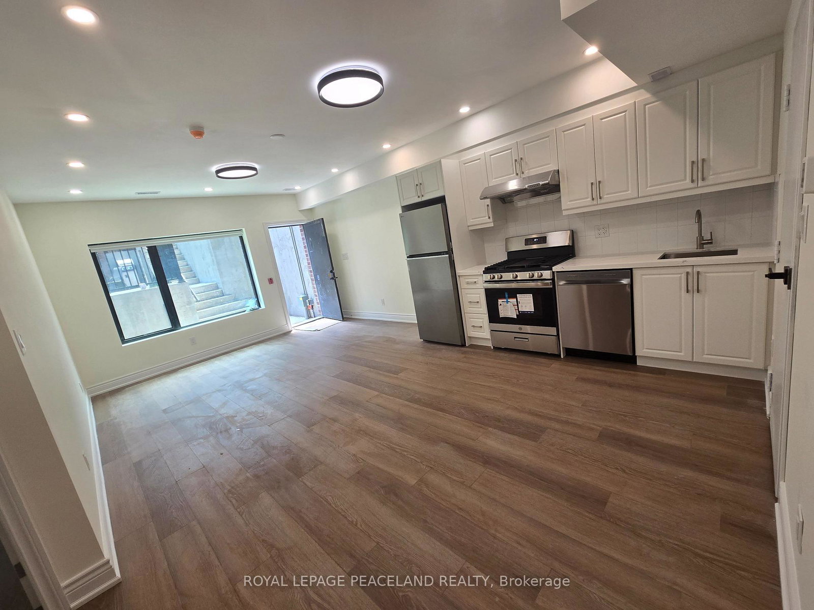 556-spadina-crescent-toronto-toronto-ontario-c13542076