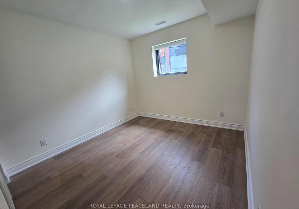 556-spadina-crescent-toronto-toronto-ontario-c13542076