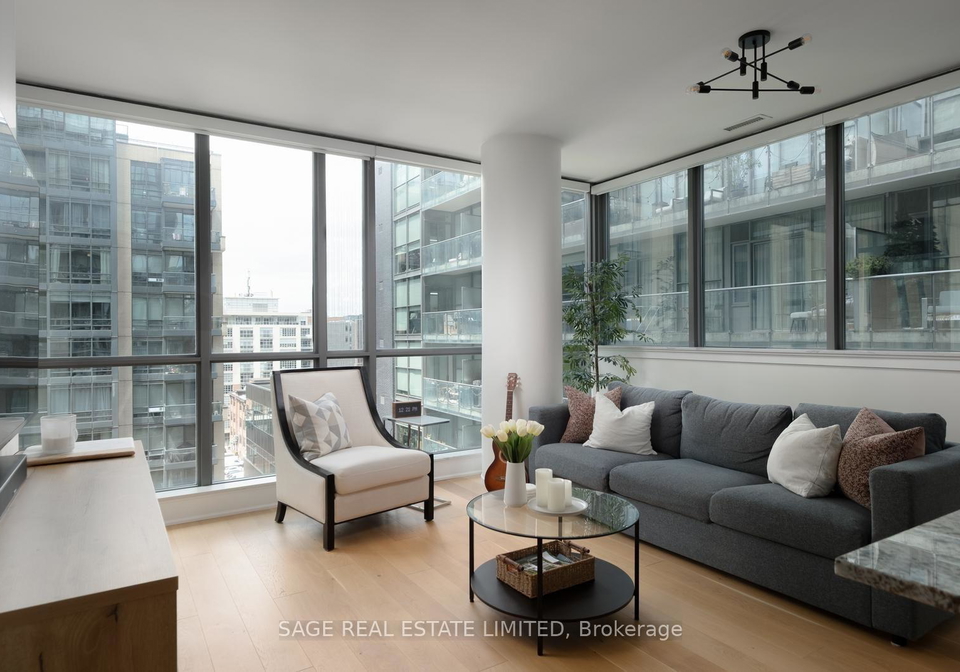 8-charlotte-street-toronto-toronto-ontario-c13542108