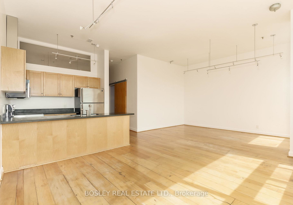 700-king-street-w-toronto-toronto-ontario-c13542254