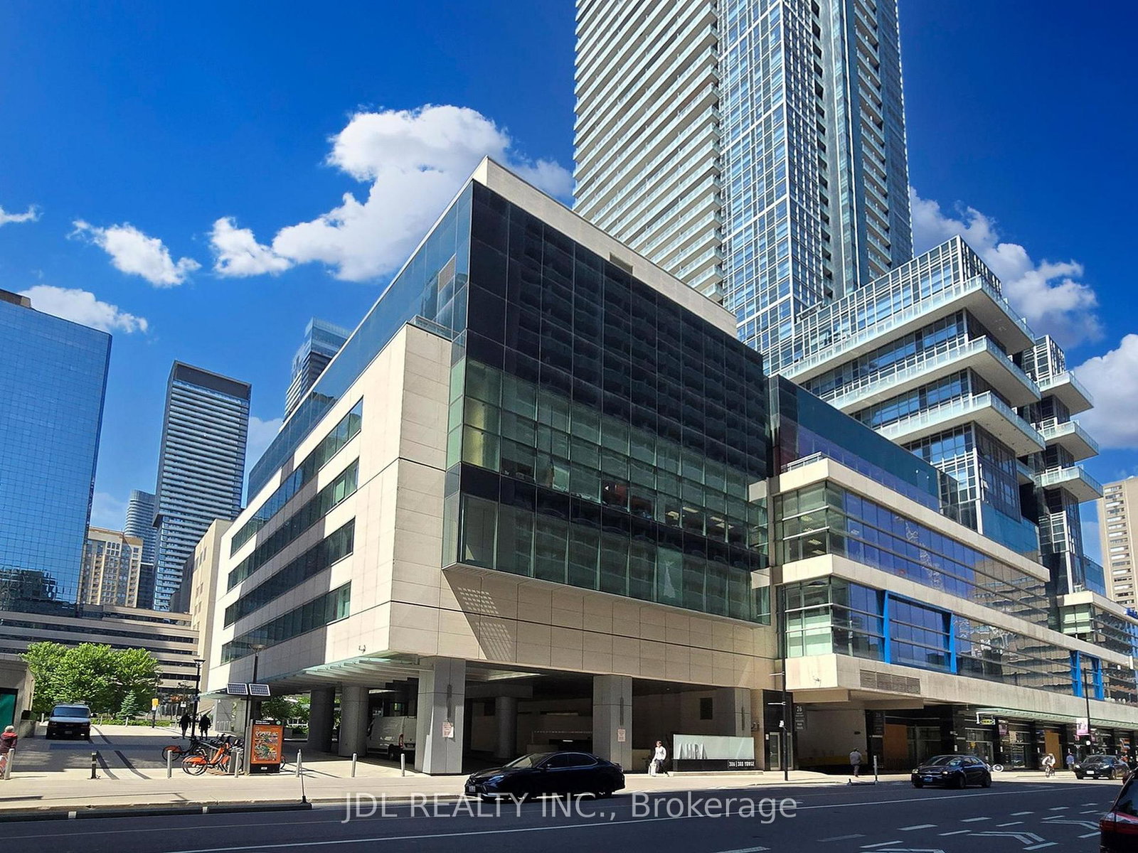 386-yonge-street-toronto-toronto-ontario-c13542446