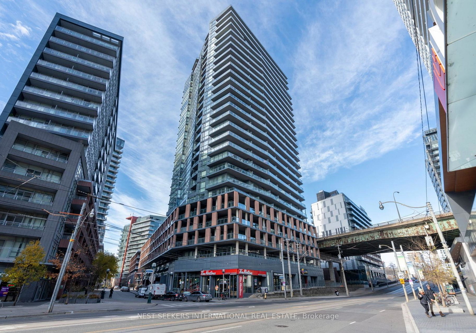 20-bruyeres-mews-toronto-toronto-ontario-c13542744