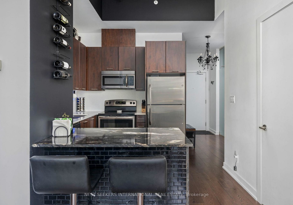 20-bruyeres-mews-toronto-toronto-ontario-c13542744