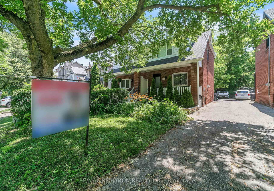 327-deloraine-avenue-s-toronto-toronto-ontario-c13542774