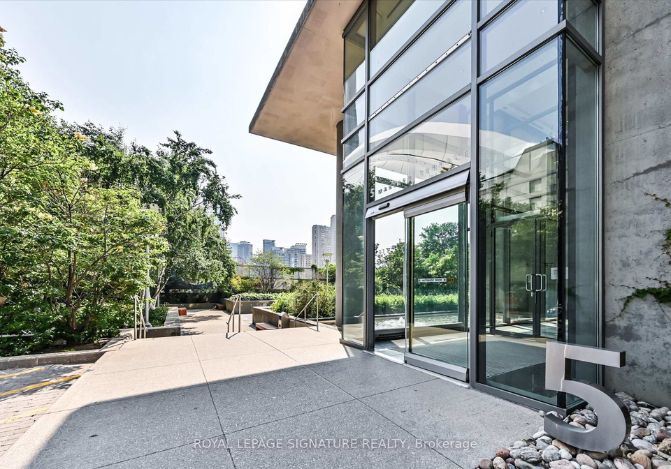 5-mariner-terrace-toronto-toronto-ontario-c13542896