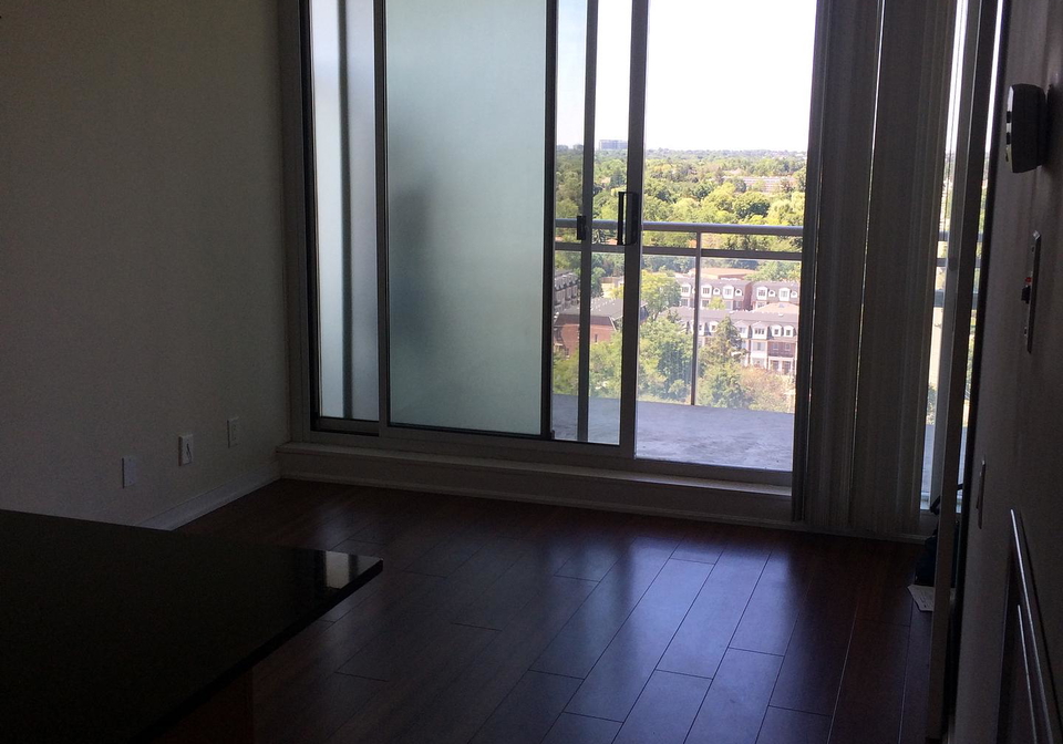 30-canterbury-place-toronto-toronto-ontario-c13543176