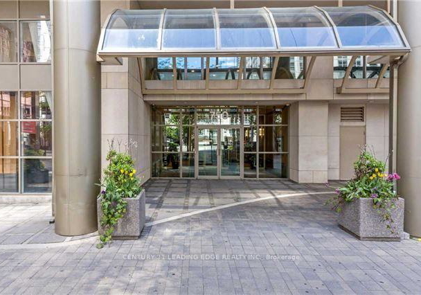 750-bay-street-toronto-toronto-ontario-c13543238