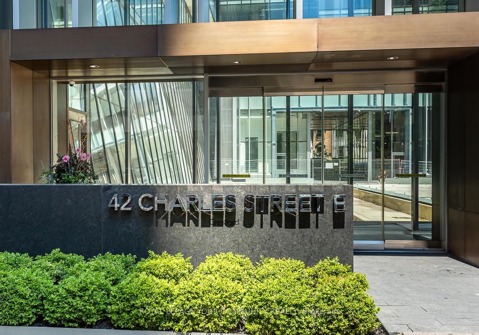 42-charles-street-toronto-toronto-ontario-c13543262