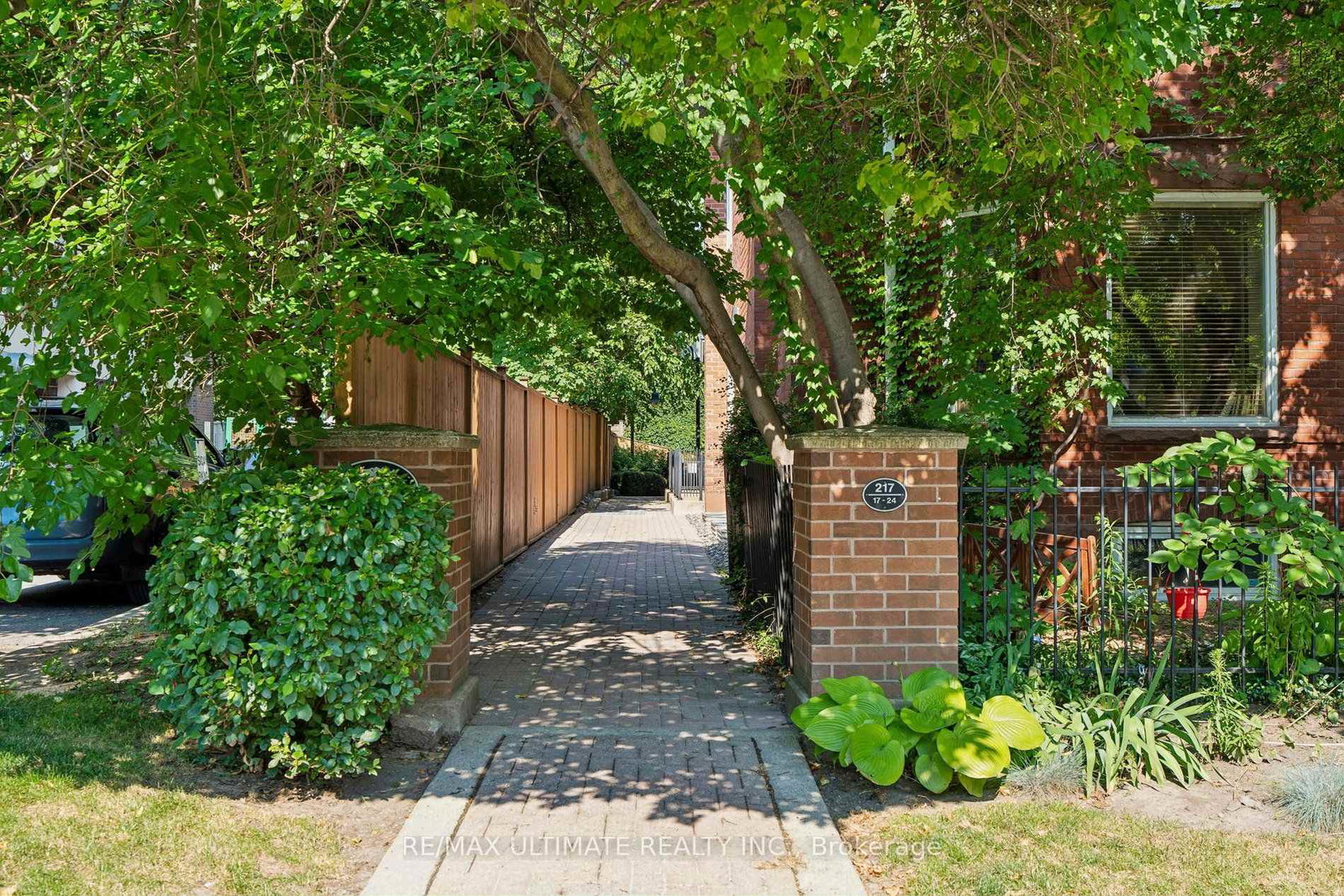 217-st-george-street-toronto-toronto-ontario-c13543362