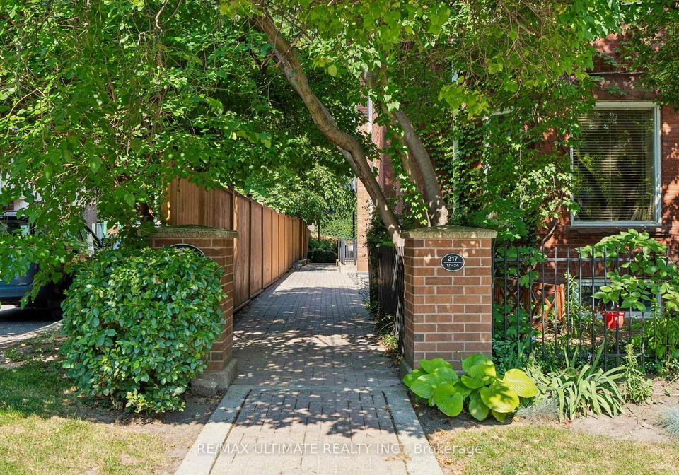 217-st-george-street-toronto-toronto-ontario-c13543362