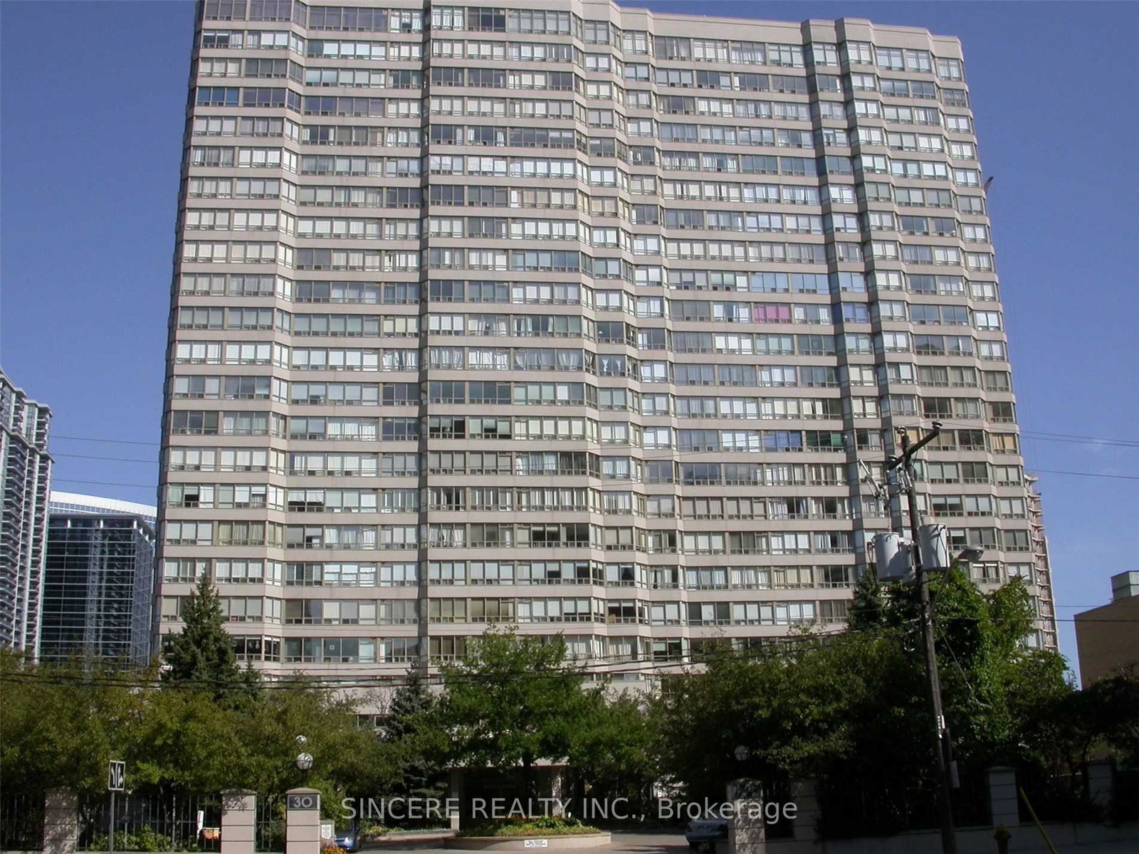 30-greenfield-avenue-toronto-north-york-ontario-c13543378