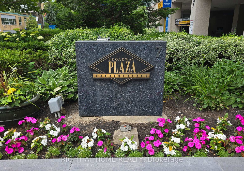 7-broadway-avenue-toronto-toronto-ontario-c13543446