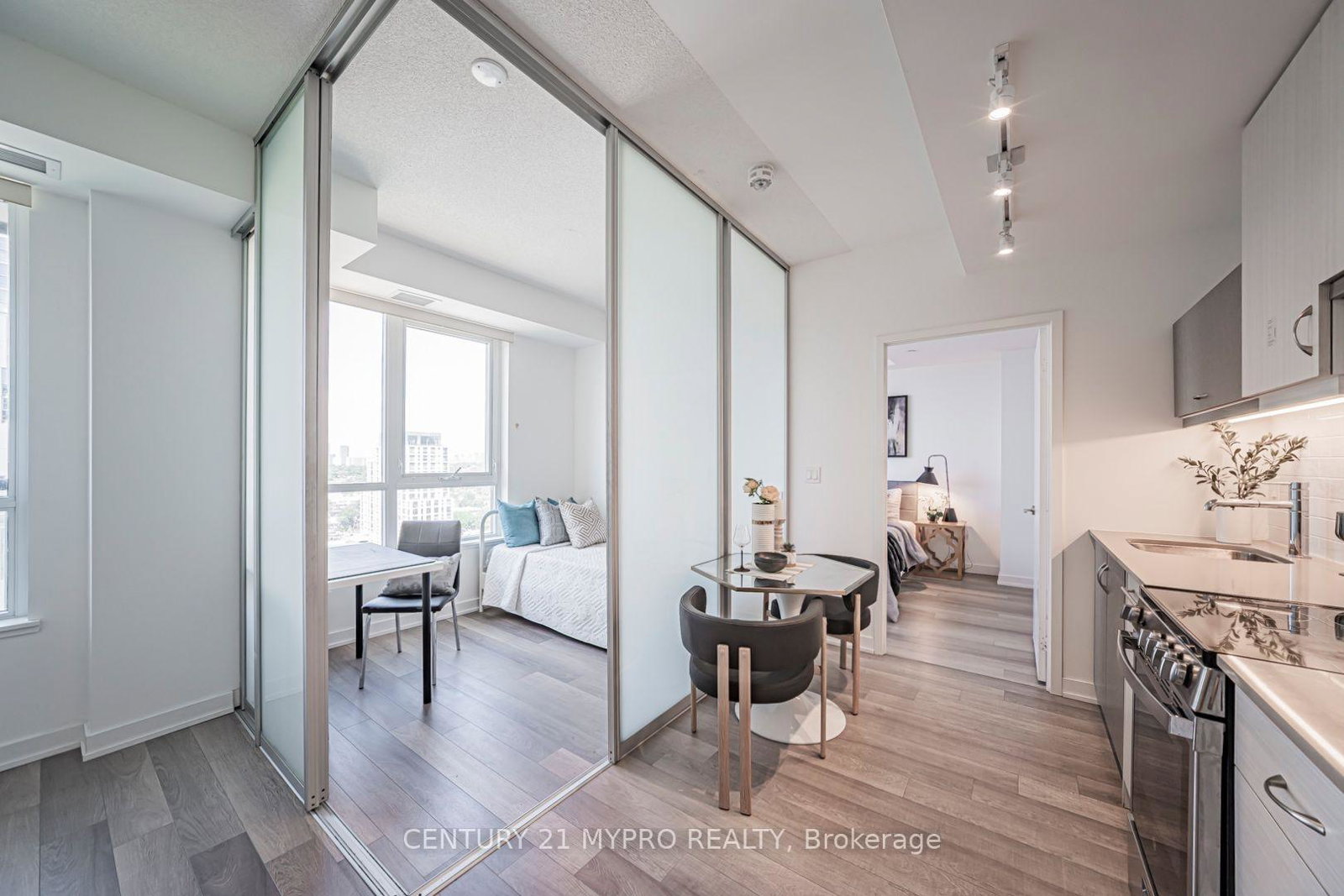 181-huron-street-toronto-toronto-ontario-c13543930