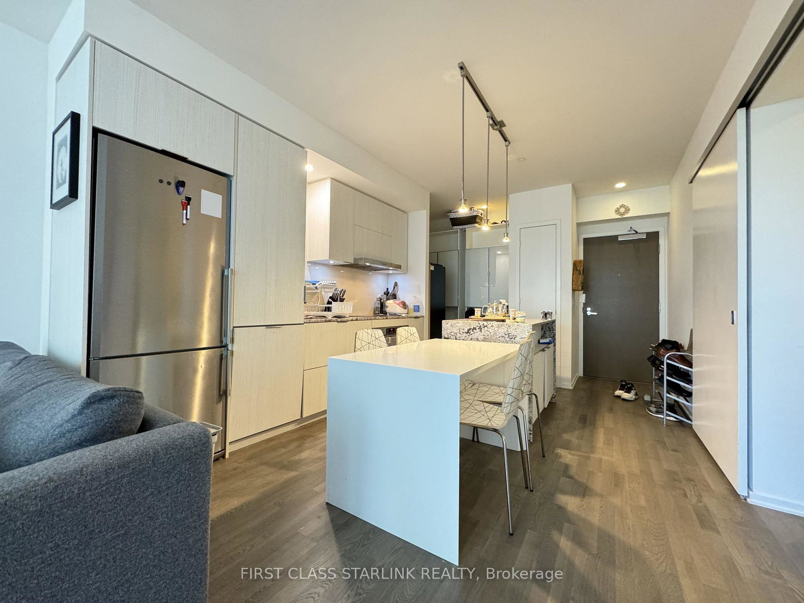 1-bloor-street-e-toronto-toronto-ontario-c13544204