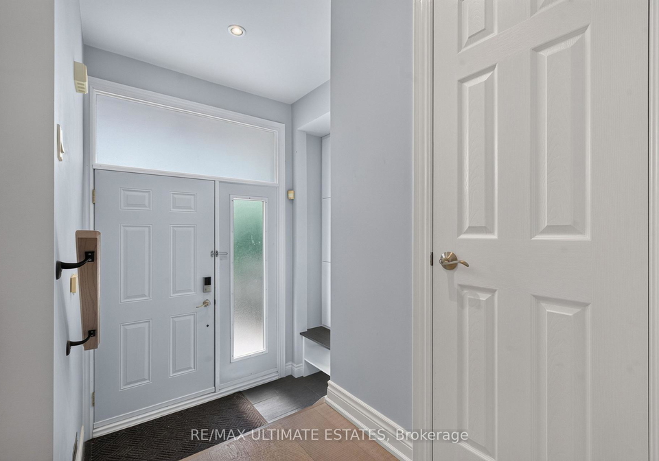 325-goldenwood-road-toronto-north-york-ontario-c13544448