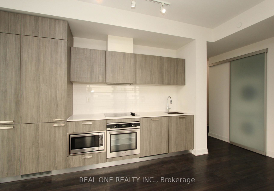 50-charles-street-e-toronto-toronto-ontario-c13545386