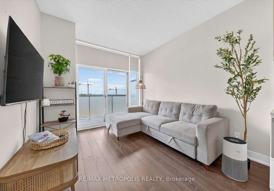 7-kenaston-gardens-toronto-north-york-ontario-c13545618