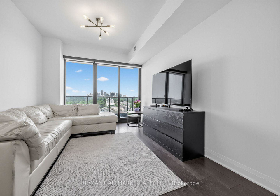 33-frederick-todd-way-toronto-east-york-ontario-c13545708