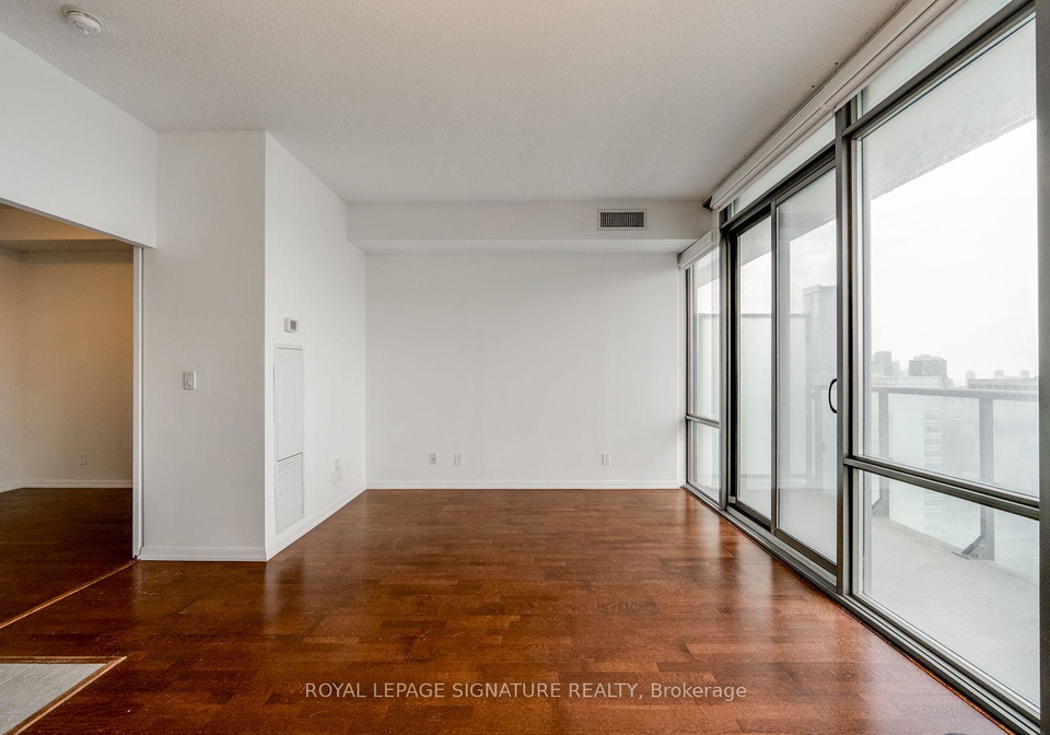 832-bay-street-toronto-toronto-ontario-c13545904