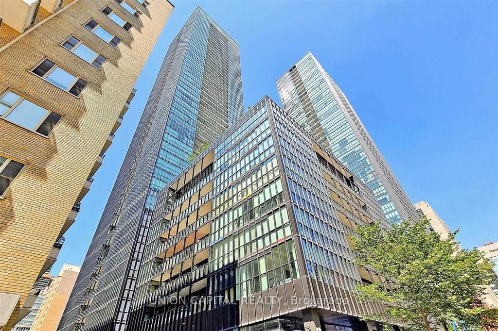101-charles-street-e-toronto-toronto-ontario-c13546028