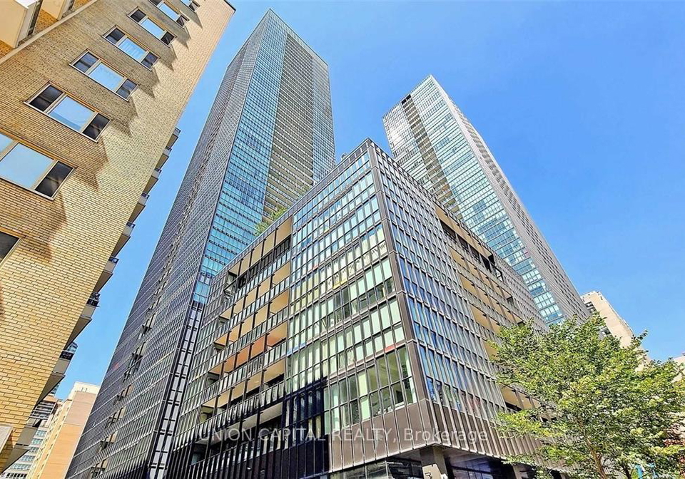 101-charles-street-e-toronto-toronto-ontario-c13546028