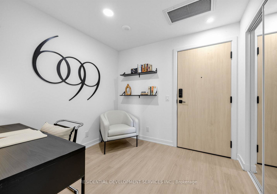699-sheppard-avenue-e-toronto-north-york-ontario-c13546138