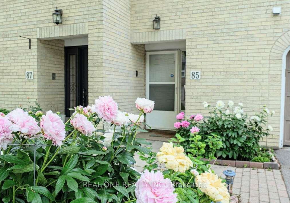 85-scenic-mill-way-toronto-north-york-ontario-c13546580