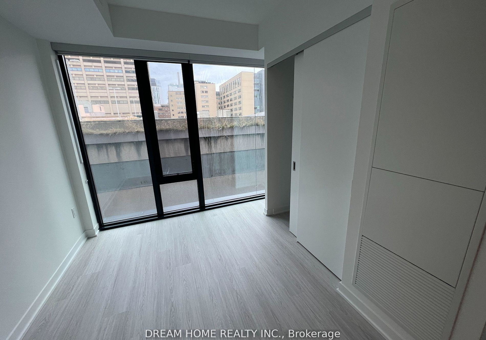 195-mccaul-street-toronto-toronto-ontario-c13546620
