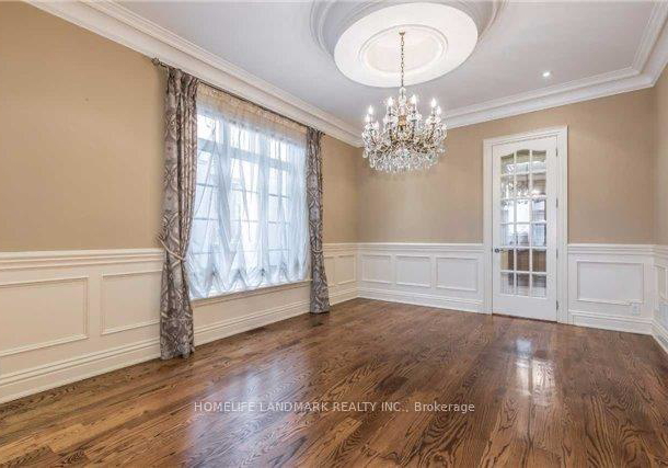 377-hollywood-avenue-toronto-north-york-ontario-c13546784