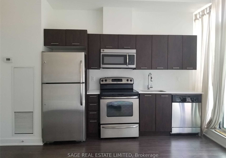 169-fort-york-boulevard-toronto-toronto-ontario-c13546788