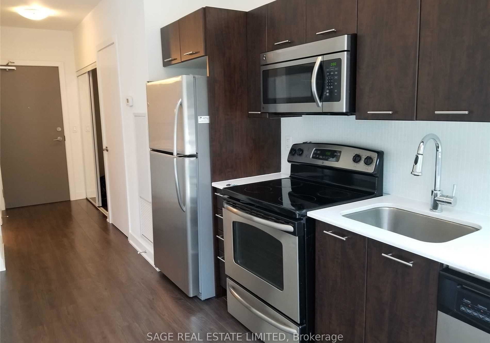 169-fort-york-boulevard-toronto-toronto-ontario-c13546788
