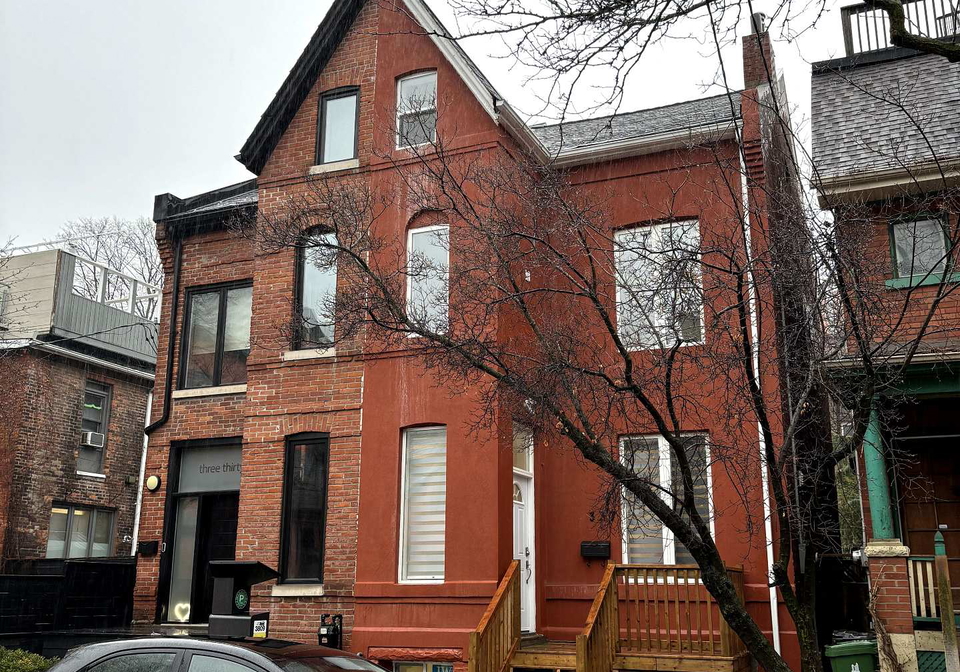 337-mutual-street-toronto-toronto-ontario-c13546800