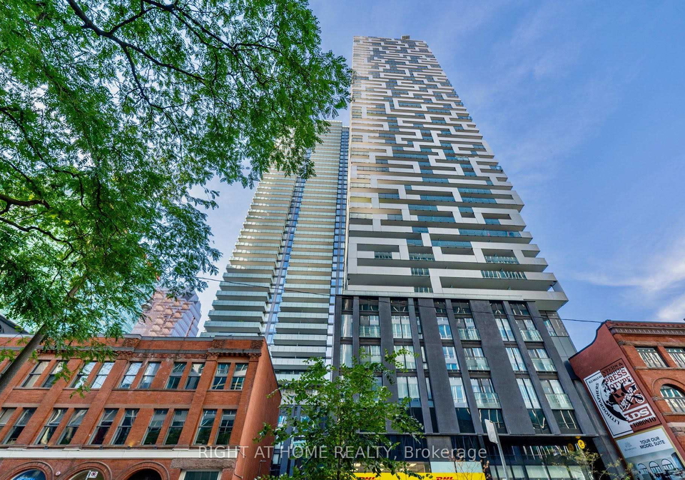 25-richmond-street-e-toronto-toronto-ontario-c13546820