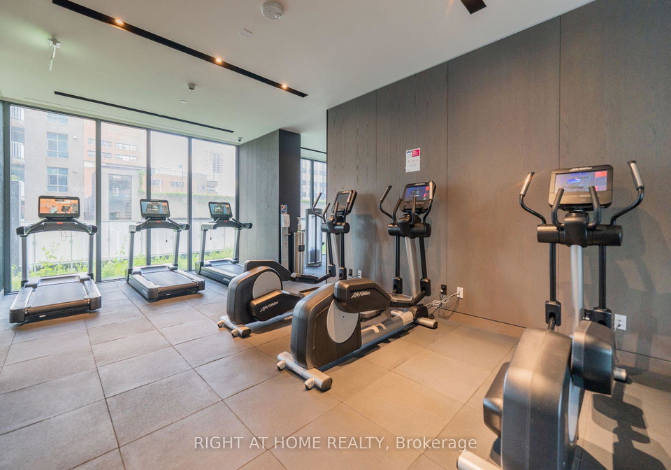 25-richmond-street-e-toronto-toronto-ontario-c13546820