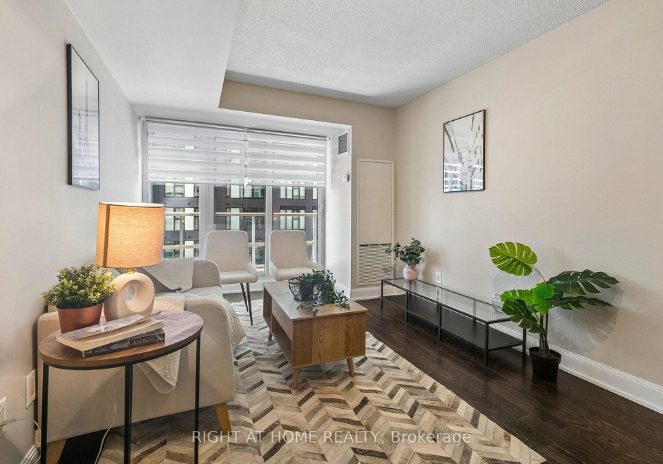 2181-yonge-street-toronto-toronto-ontario-c13546836