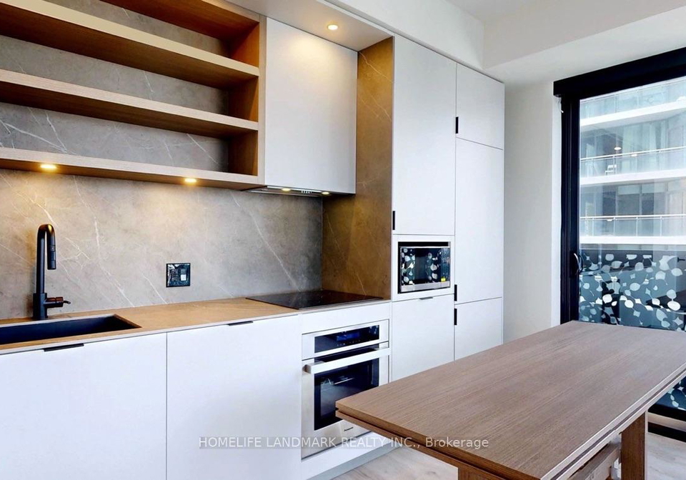 55-charles-street-e-toronto-toronto-ontario-c13547386