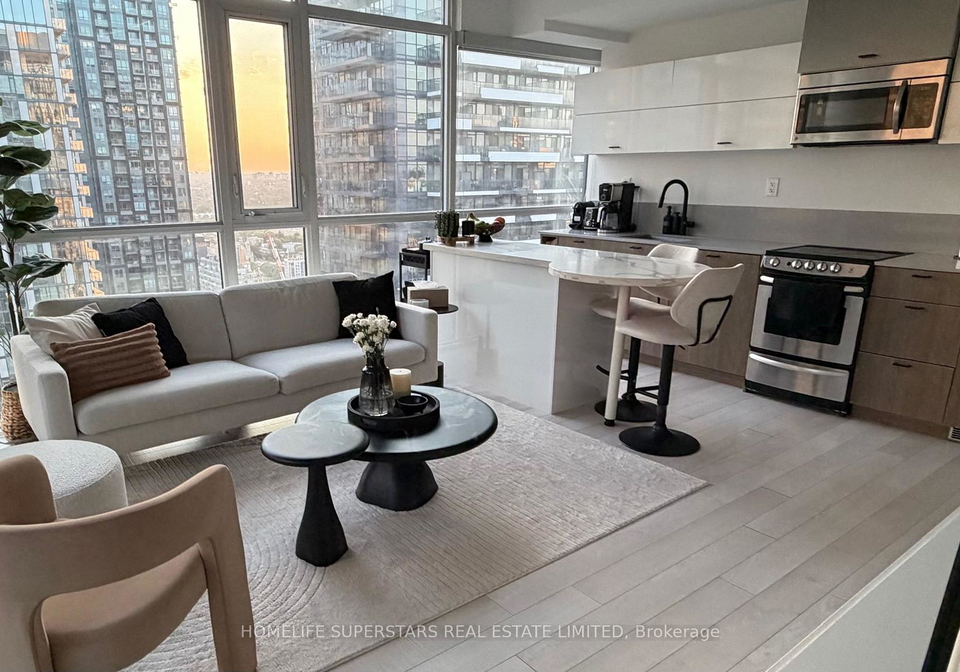 290-adelaide-street-w-toronto-toronto-ontario-c13547826