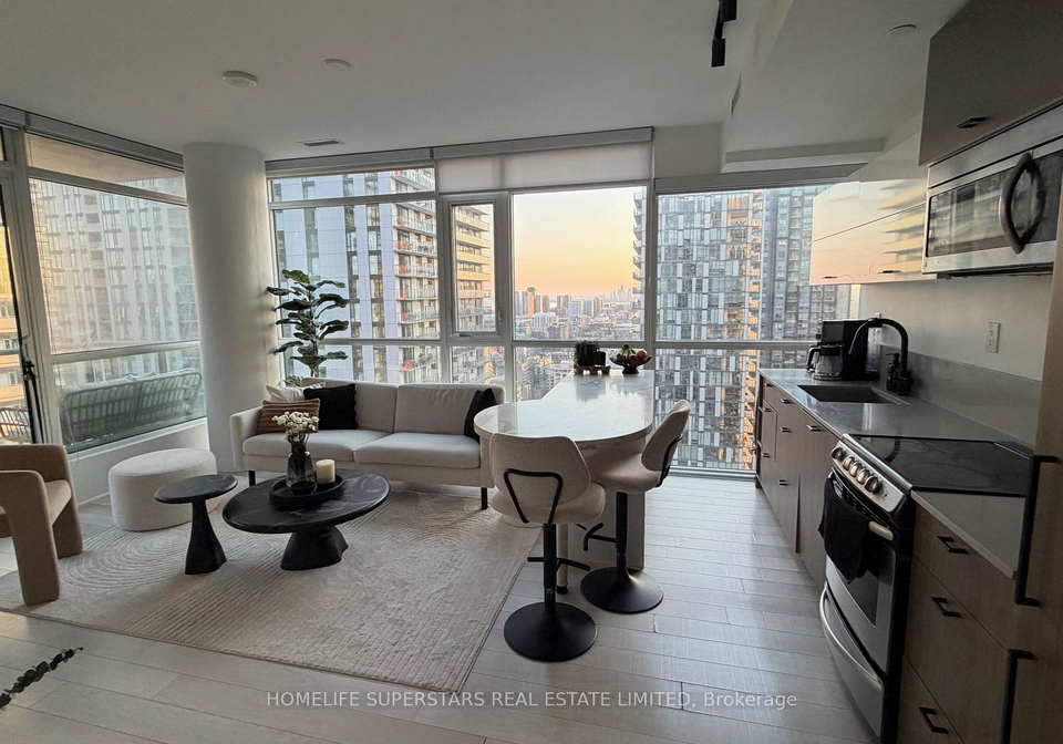 290-adelaide-street-w-toronto-toronto-ontario-c13547826