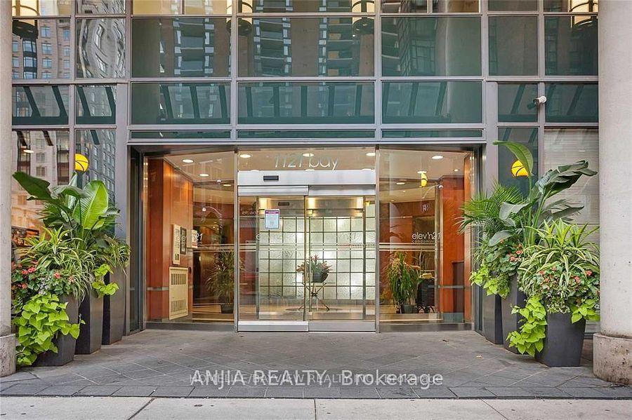 1121-bay-street-toronto-toronto-ontario-c13547910